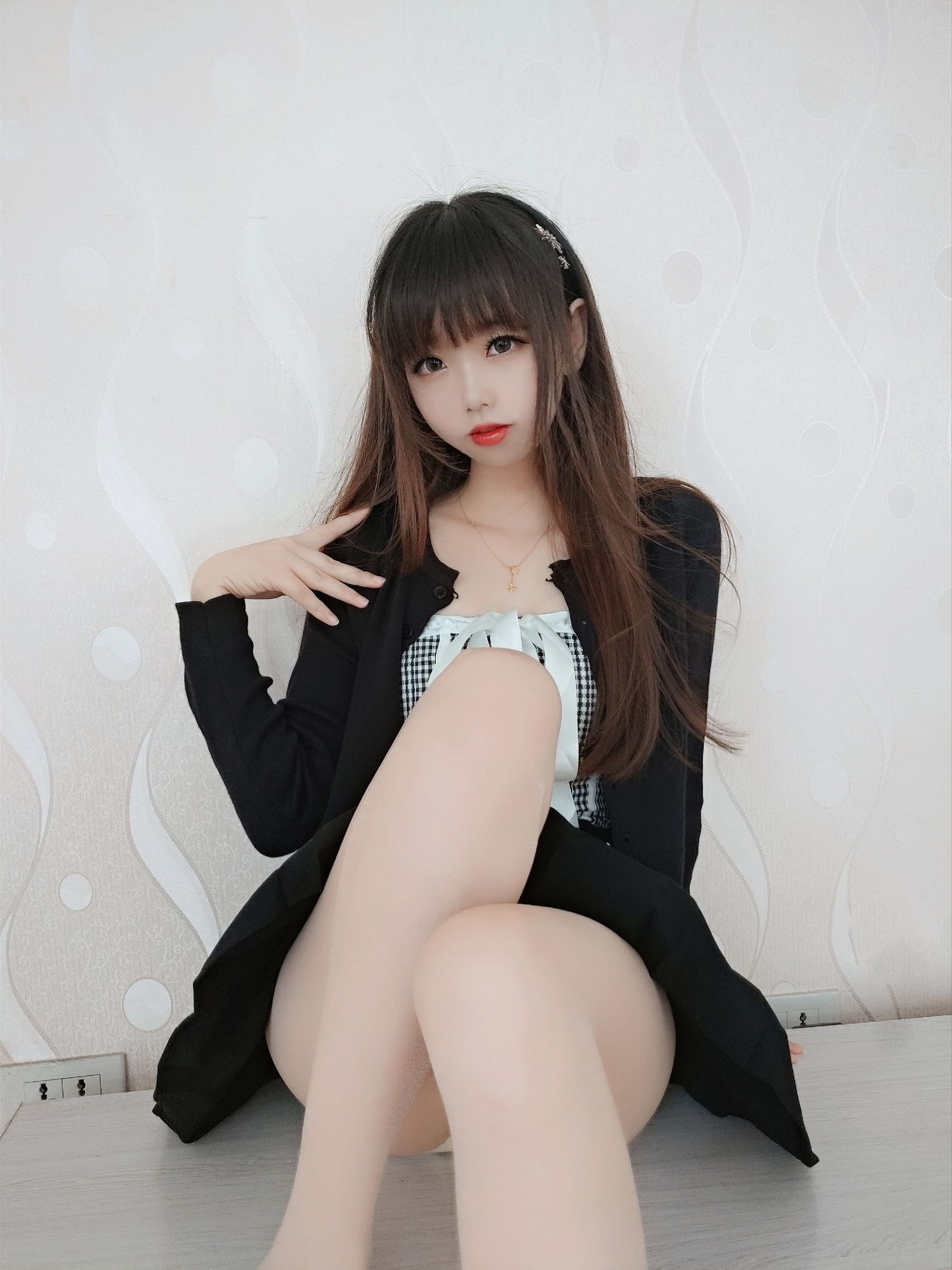 [Cosplay写真]Cos小姐姐雪琪肉丝连衣裙插图